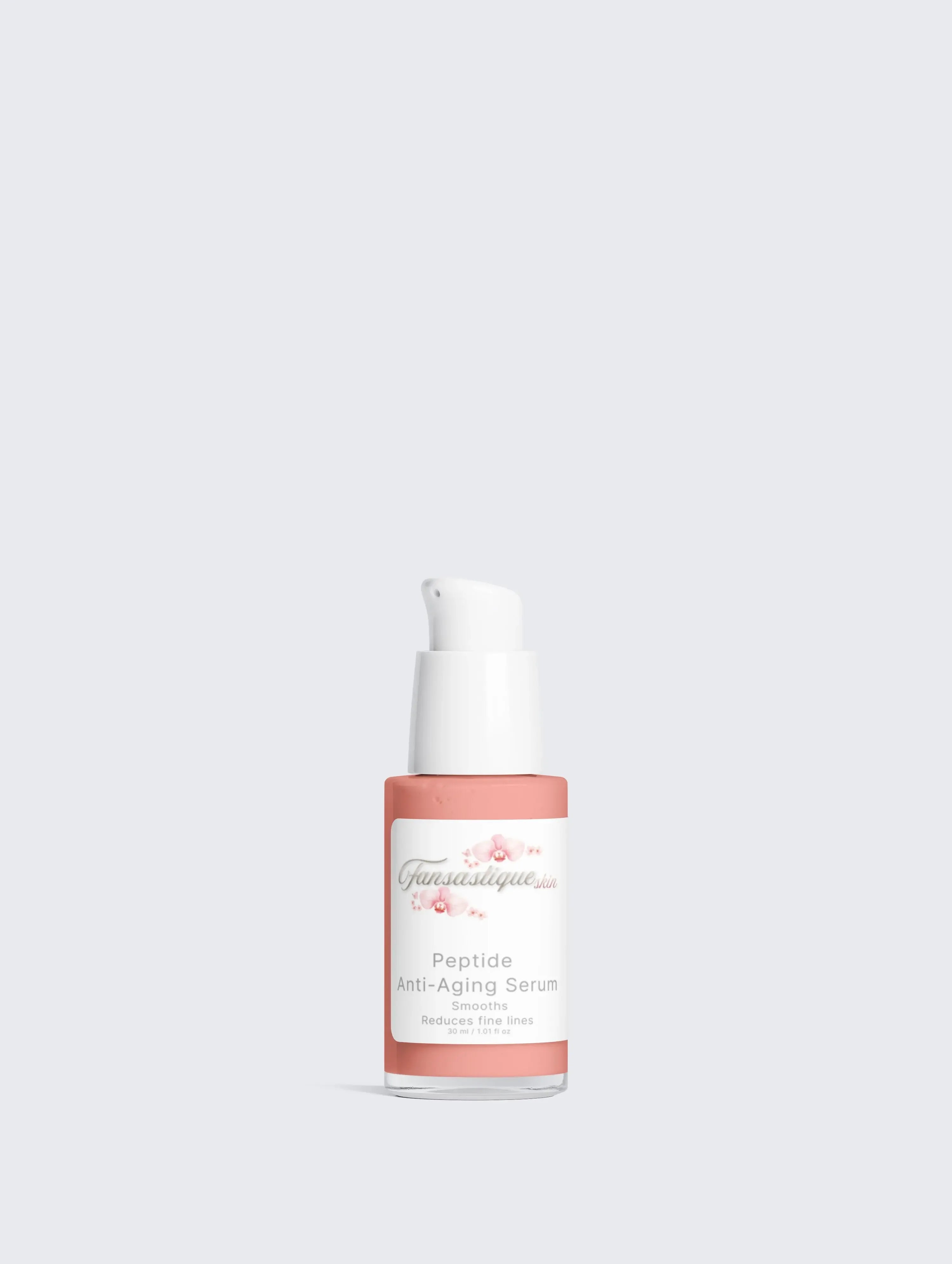 Peptide anti-aging serum in roze flacon op een witte achtergrond, luxe huidverzorging